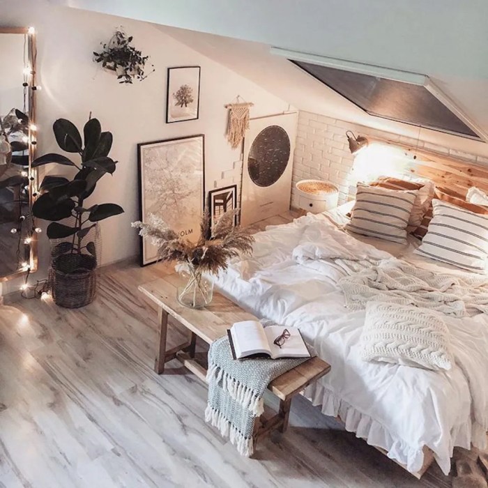 How to decorate small attic bedroom