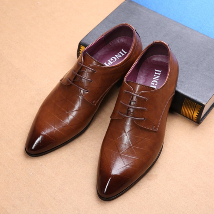 Mens pointed toe dress shoes fit