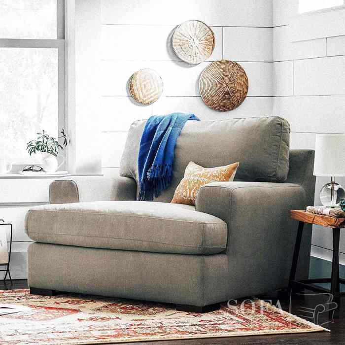 How to decorate half-circle room